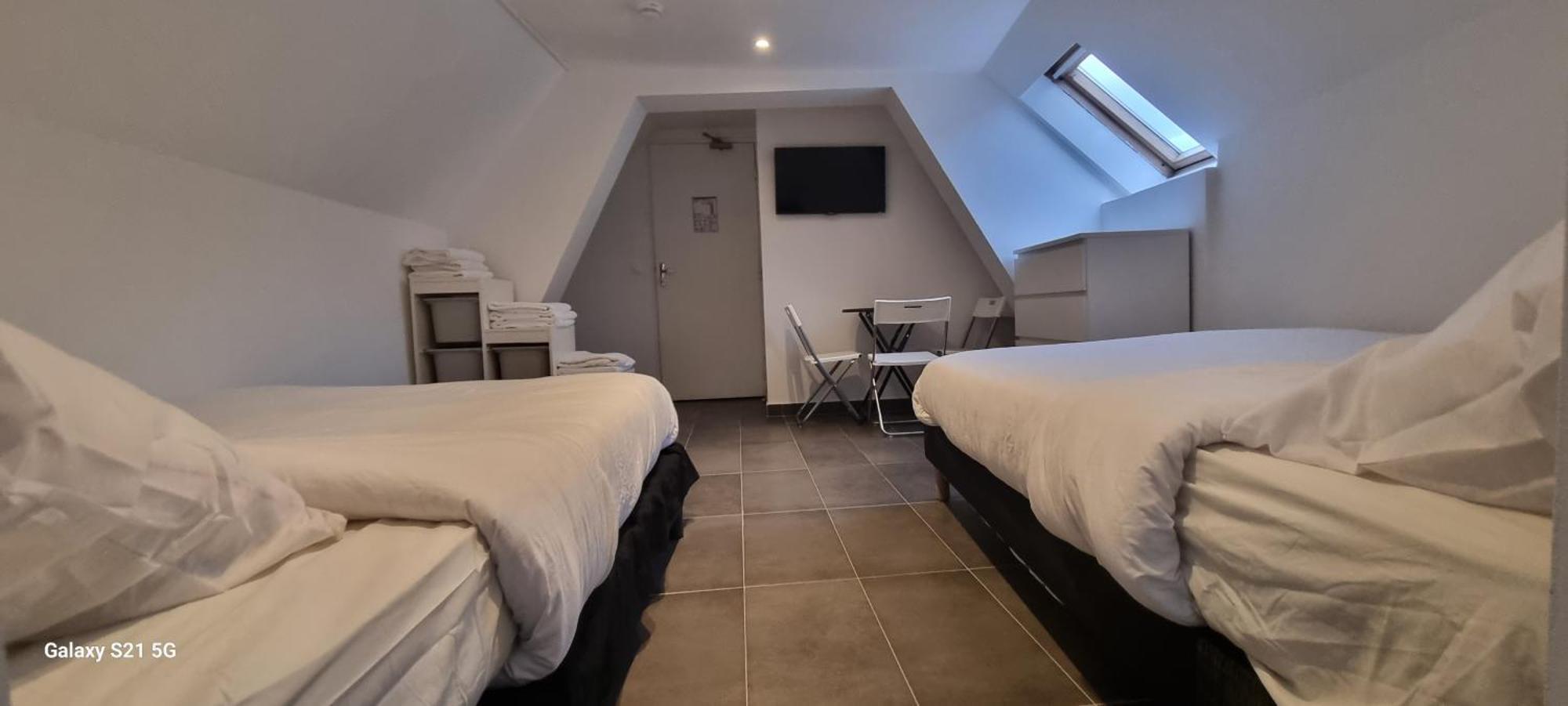 Hotel Sainte-Barbe Guignes-Rabutin Екстер'єр фото