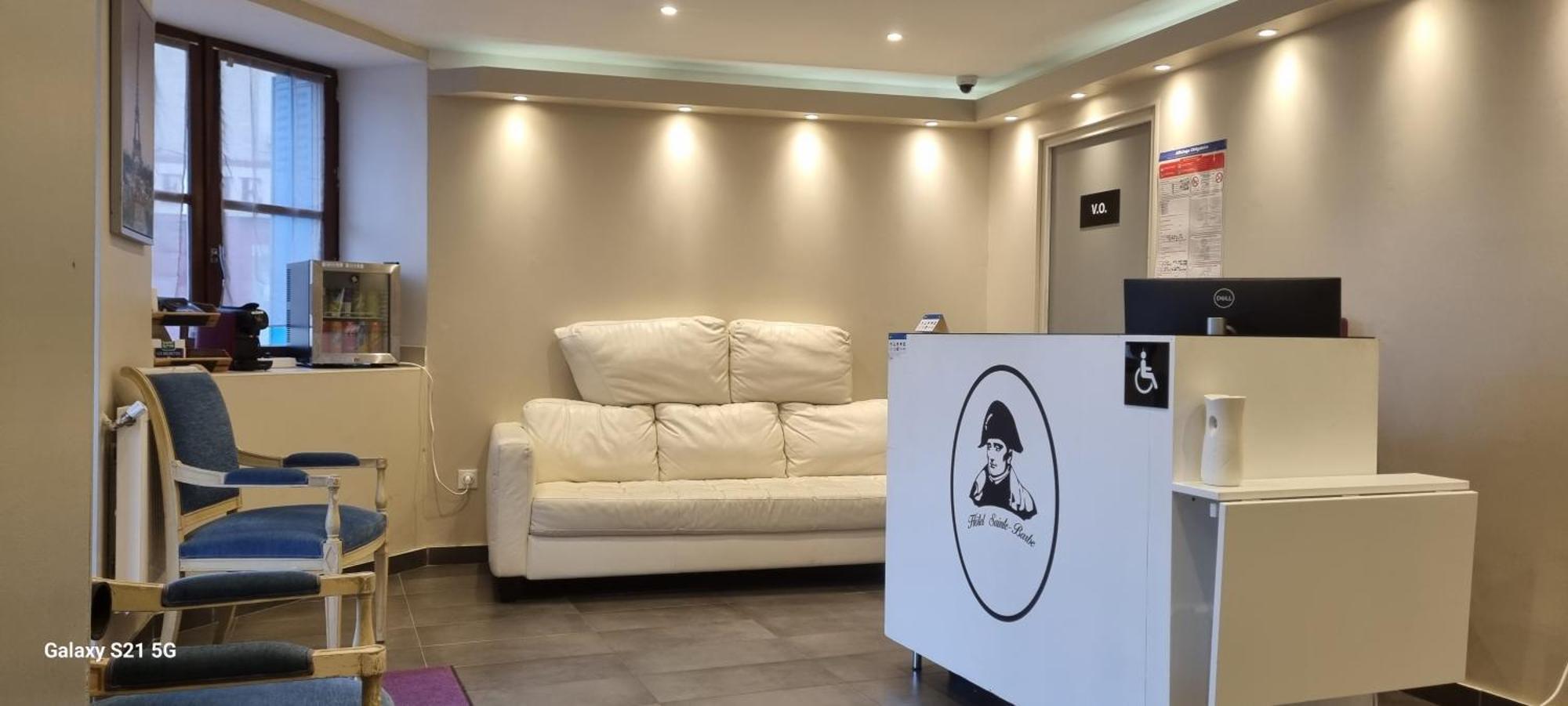 Hotel Sainte-Barbe Guignes-Rabutin Екстер'єр фото